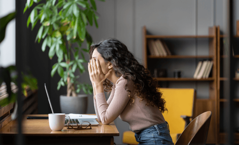 Depresja w pracy – kiedy niechęć do działania to choroba